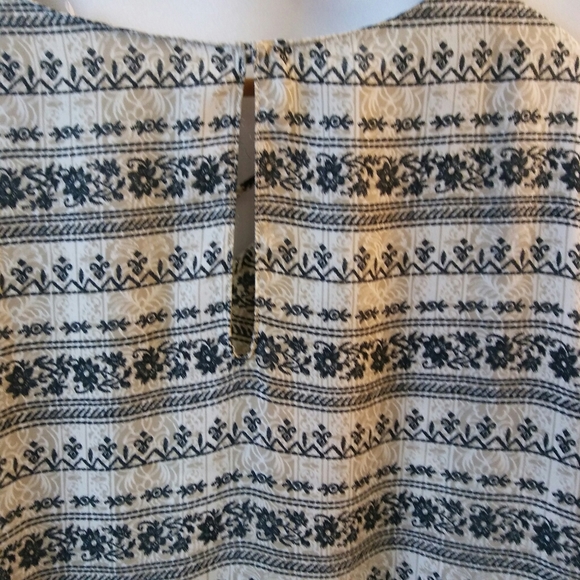 Lush Anthropologie Blouse Long Sleeved, S - Picture 5 of 6